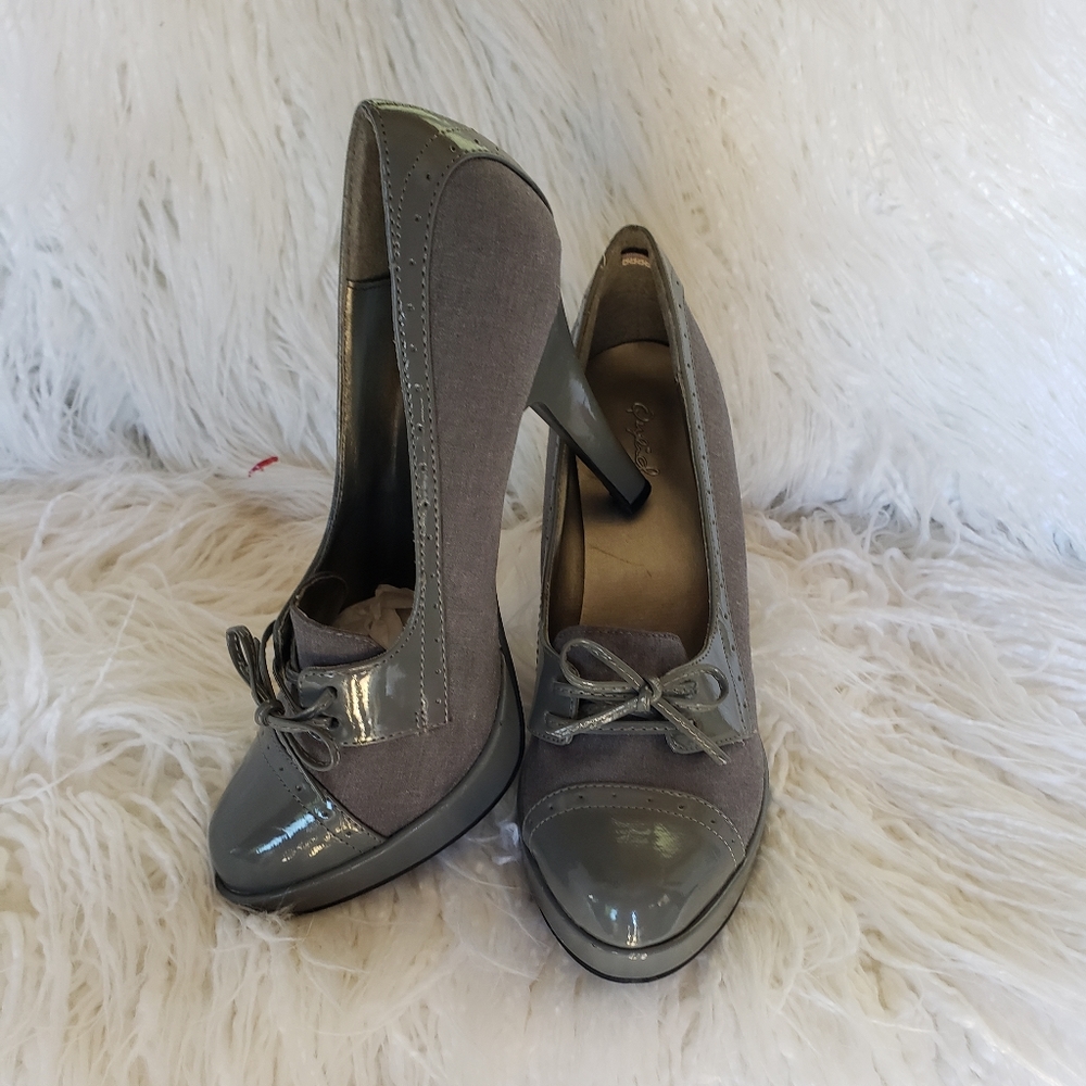 Qupid Saddleback Heels
